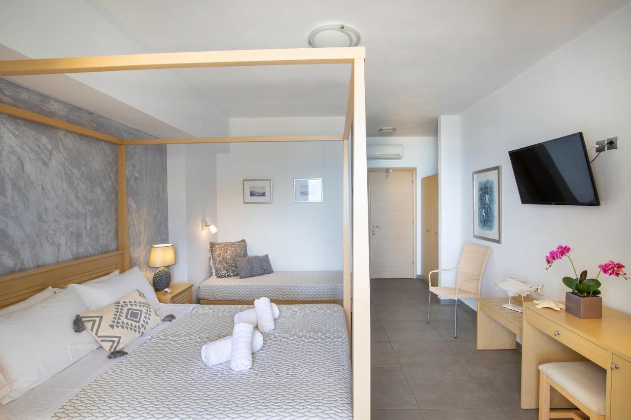 Blue Harmony Hotel Kini Eksteriør bilde