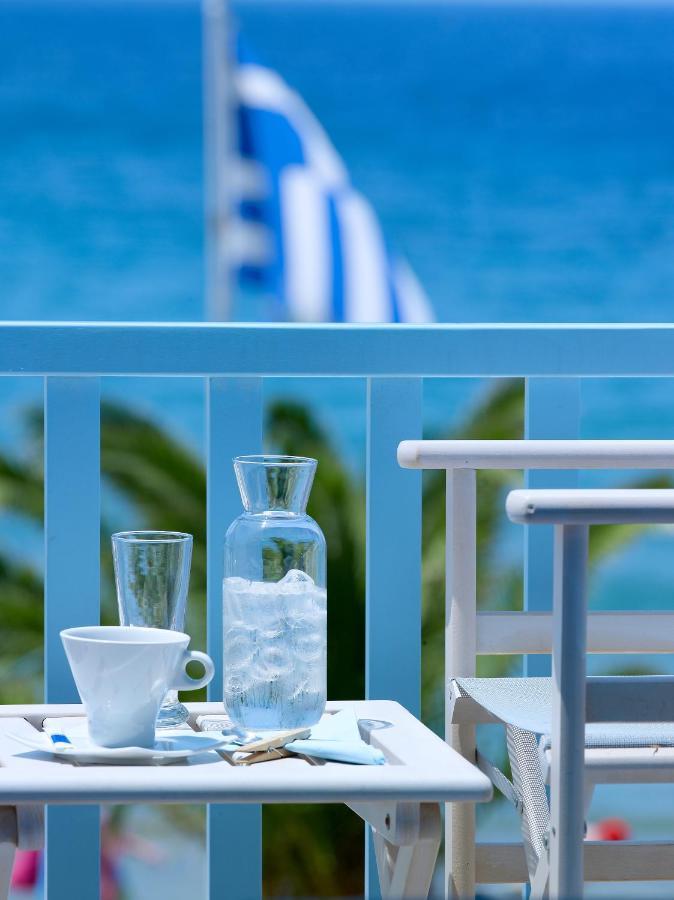 Blue Harmony Hotel Kini Eksteriør bilde