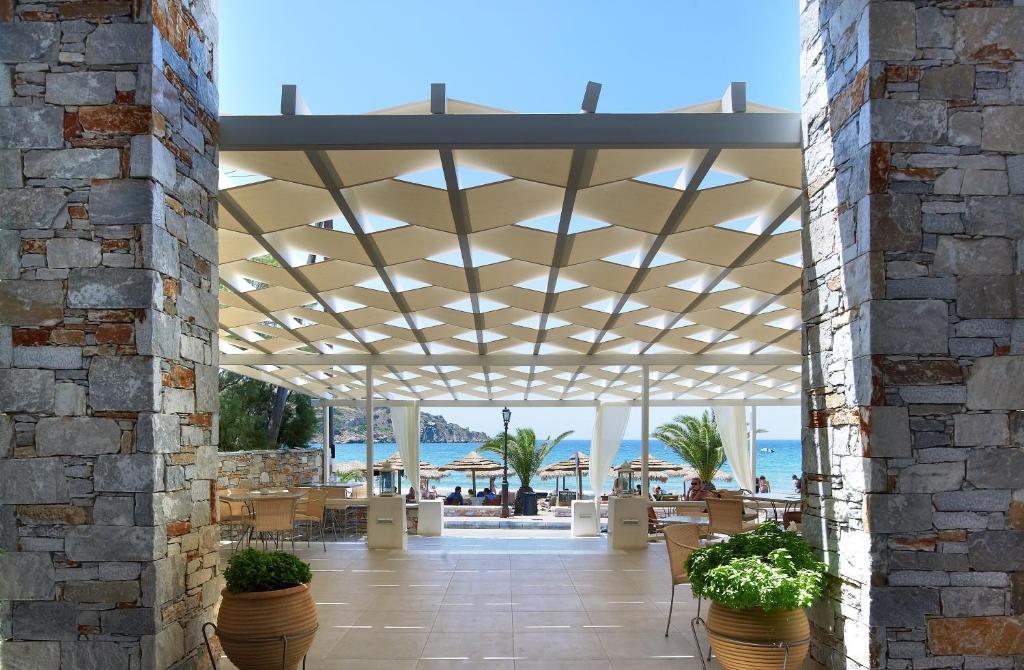 Blue Harmony Hotel Kini Eksteriør bilde