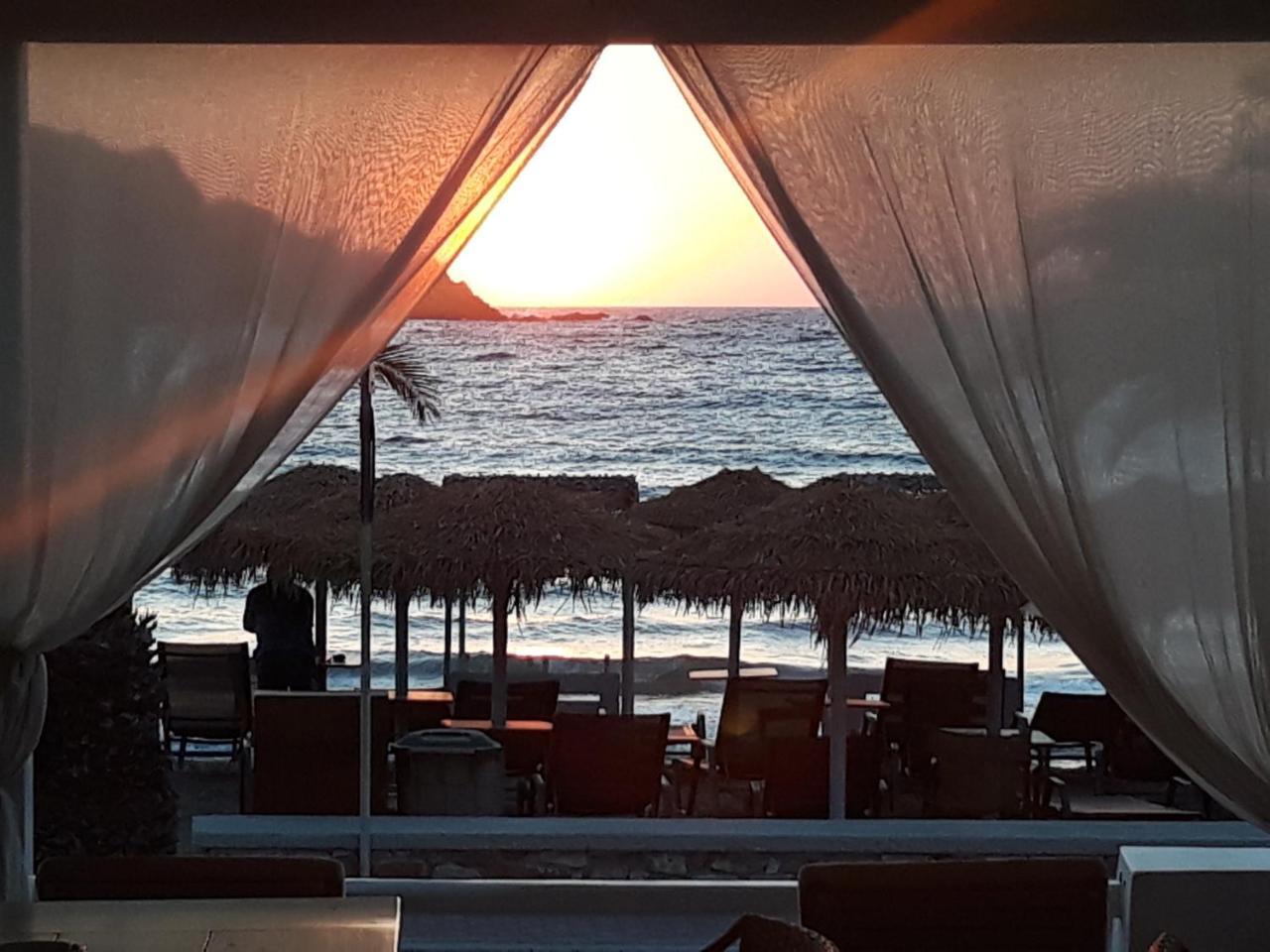 Blue Harmony Hotel Kini Eksteriør bilde