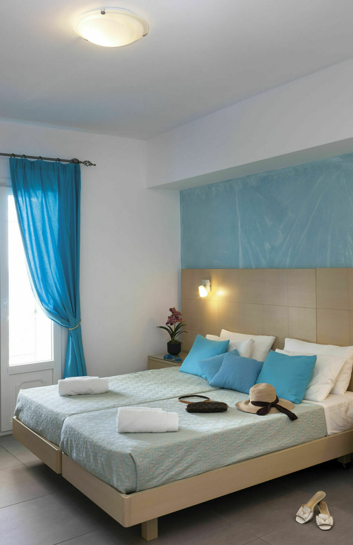 Blue Harmony Hotel Kini Eksteriør bilde