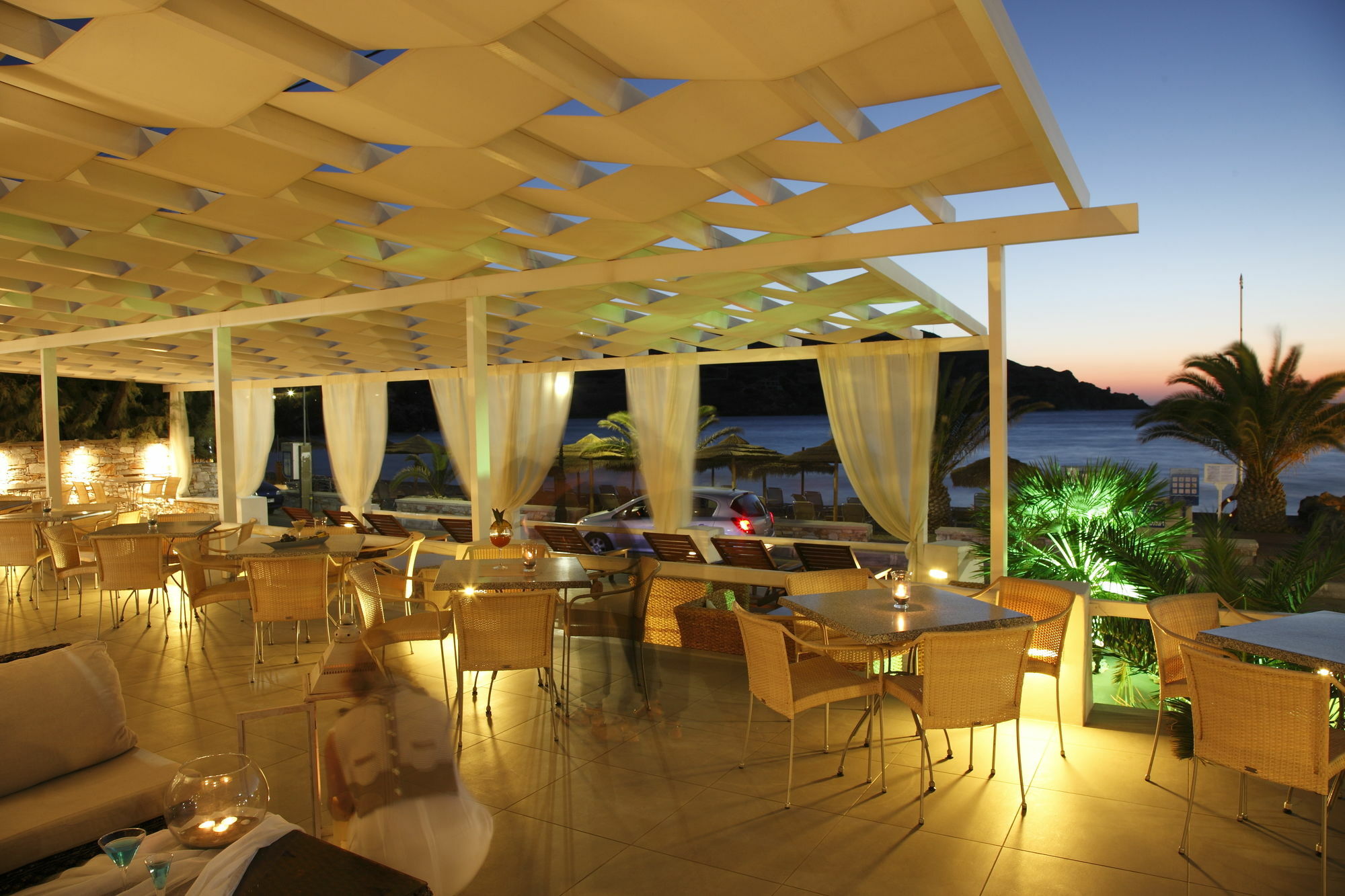 Blue Harmony Hotel Kini Eksteriør bilde