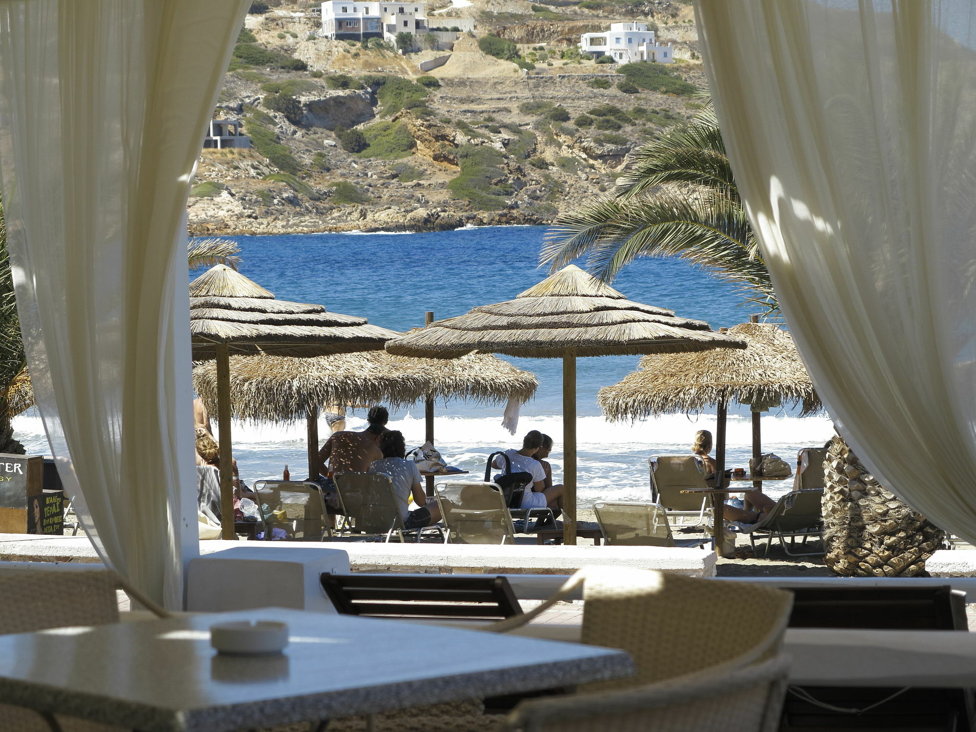 Blue Harmony Hotel Kini Eksteriør bilde